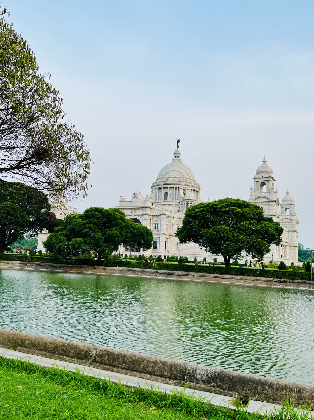 Victoria Memorial Park Lake